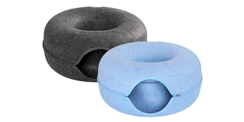 Cattasaurus Peekaboo Cave