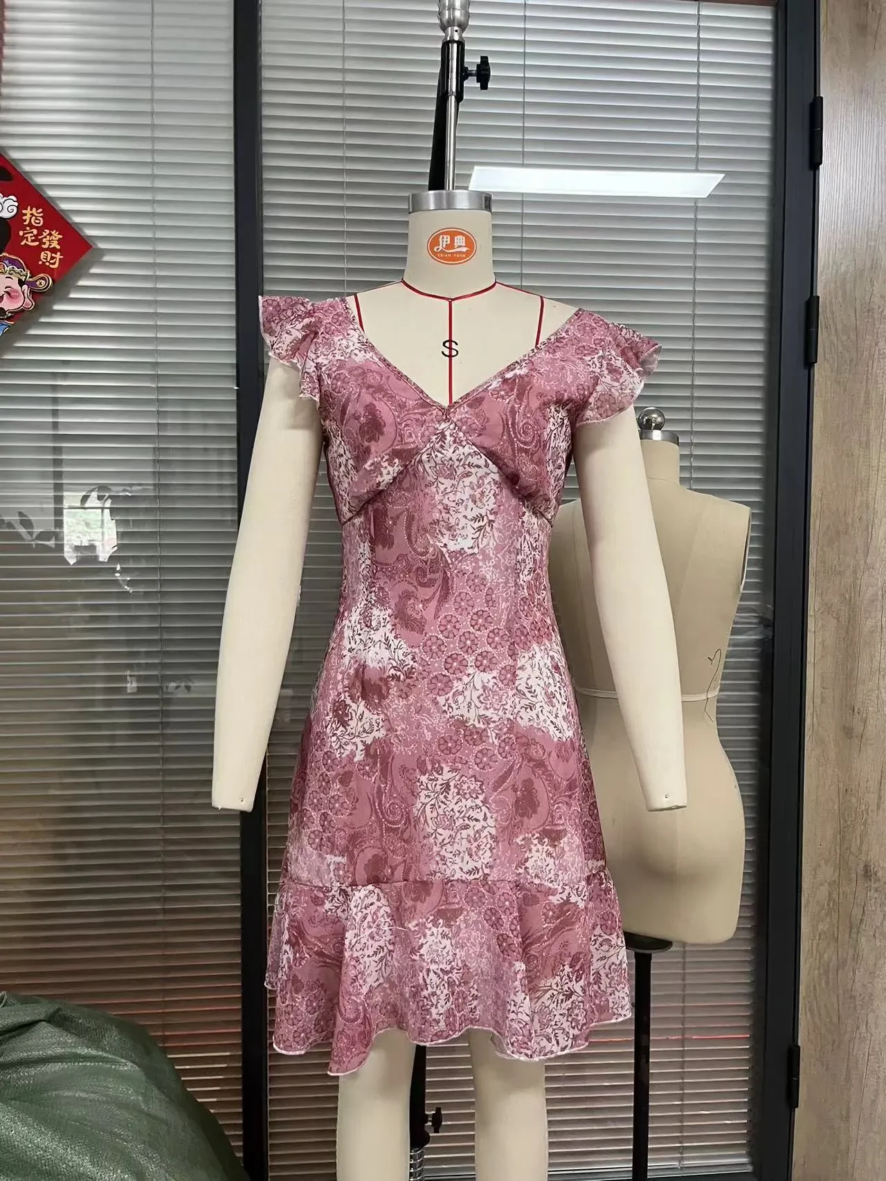 Women's French-style Ruffled Ribbon Suspender Dress