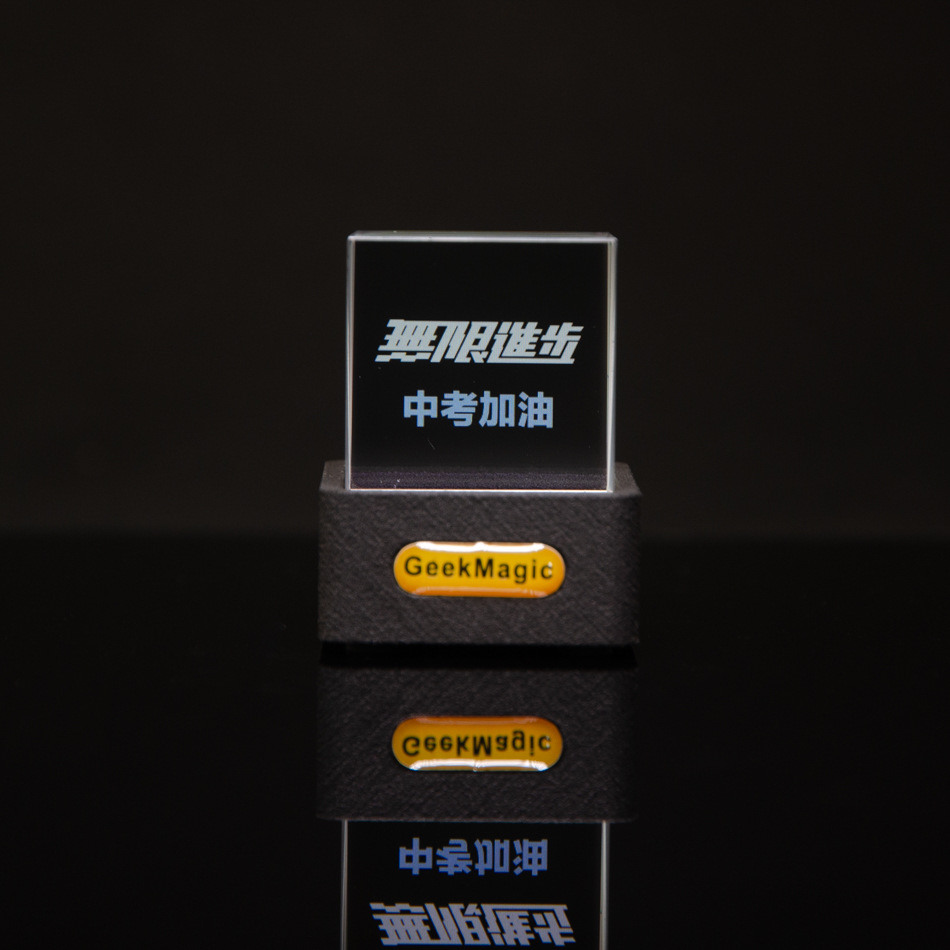 GeekMagic WiFi Weather Clock - Decorative Display