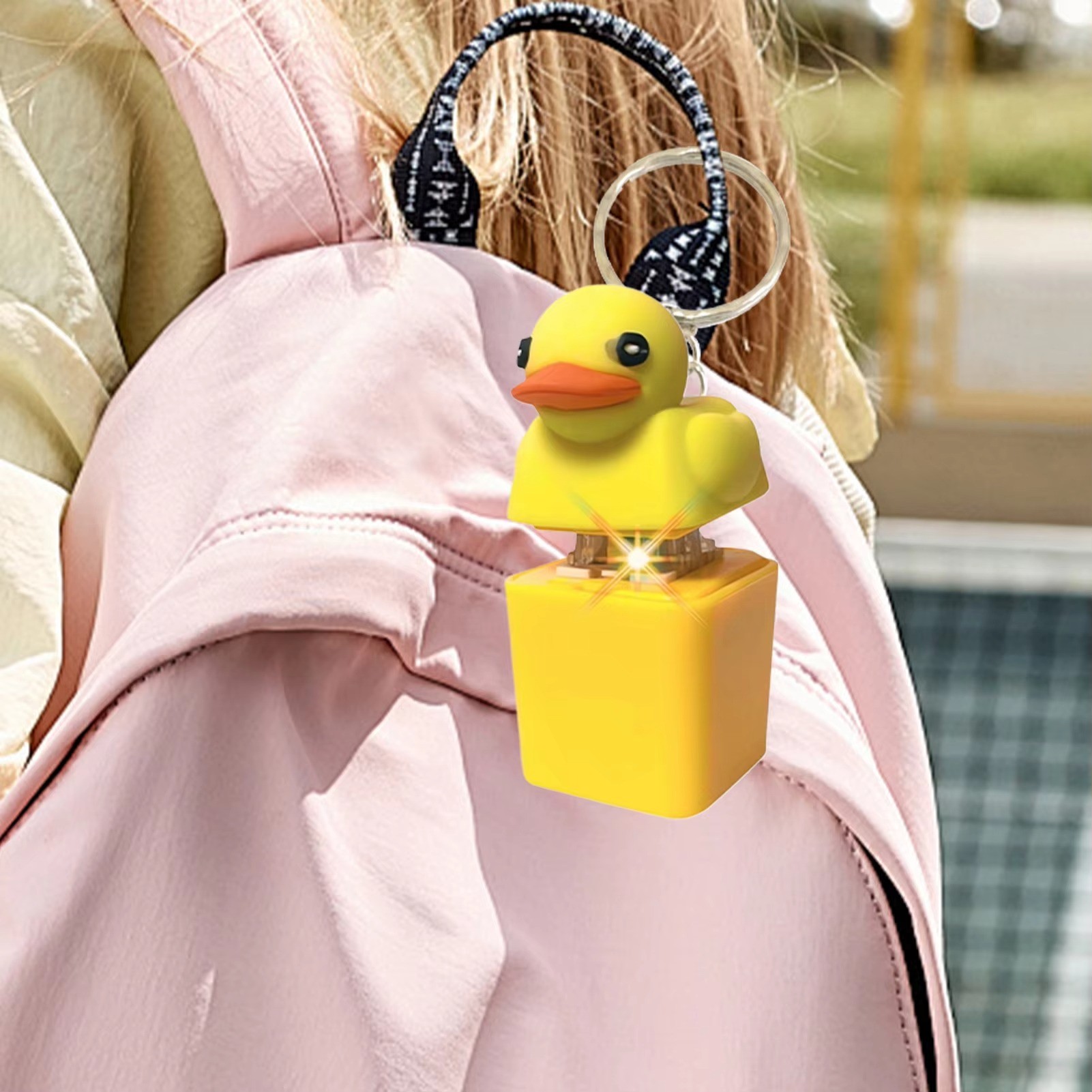 Duck Quacking Fidget Toy - Rechargeable Quacking Duck Keychain, Quacking Duck Stress Reliever with Colorful Lights, Fun & Portable Anxiety Relief Toy (Quacking Duck)