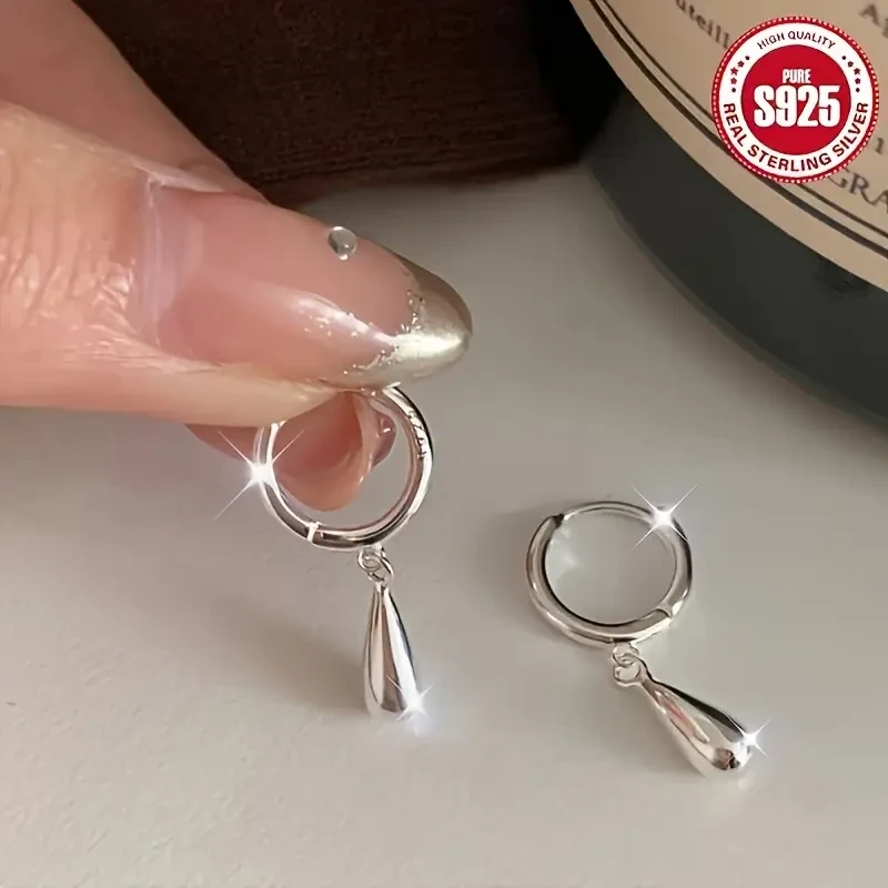 Minimalist Teardrop Earrings Unique Charm & Stylish Elegance for Every Season