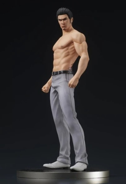 Yakuza Like A Dragon Kazuma Kiryu 17cm PVC Action Figure