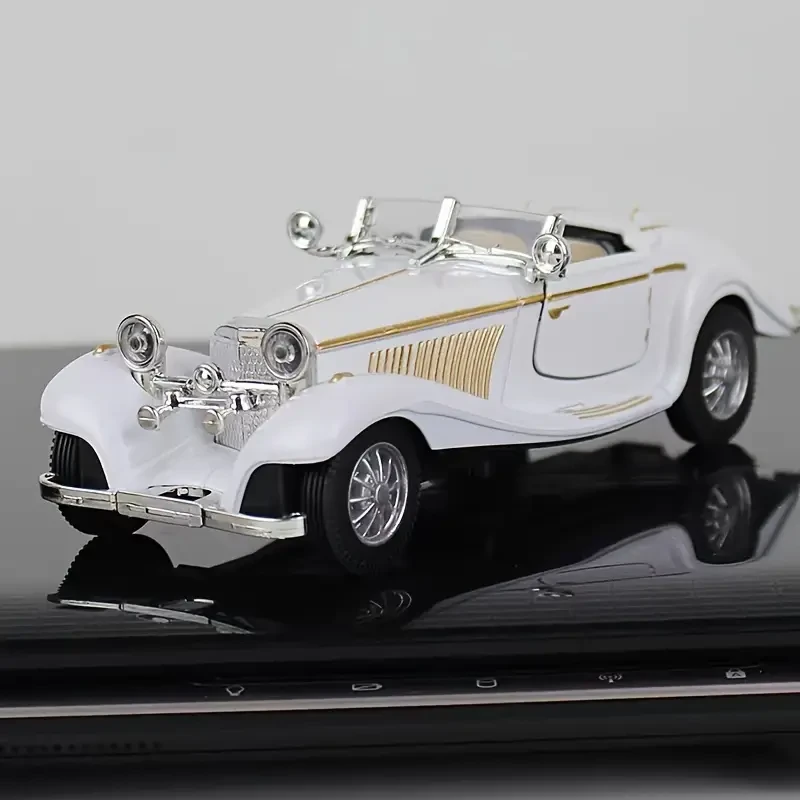 1:28 Scale Alloy Vintage Car Model - Static Collectible