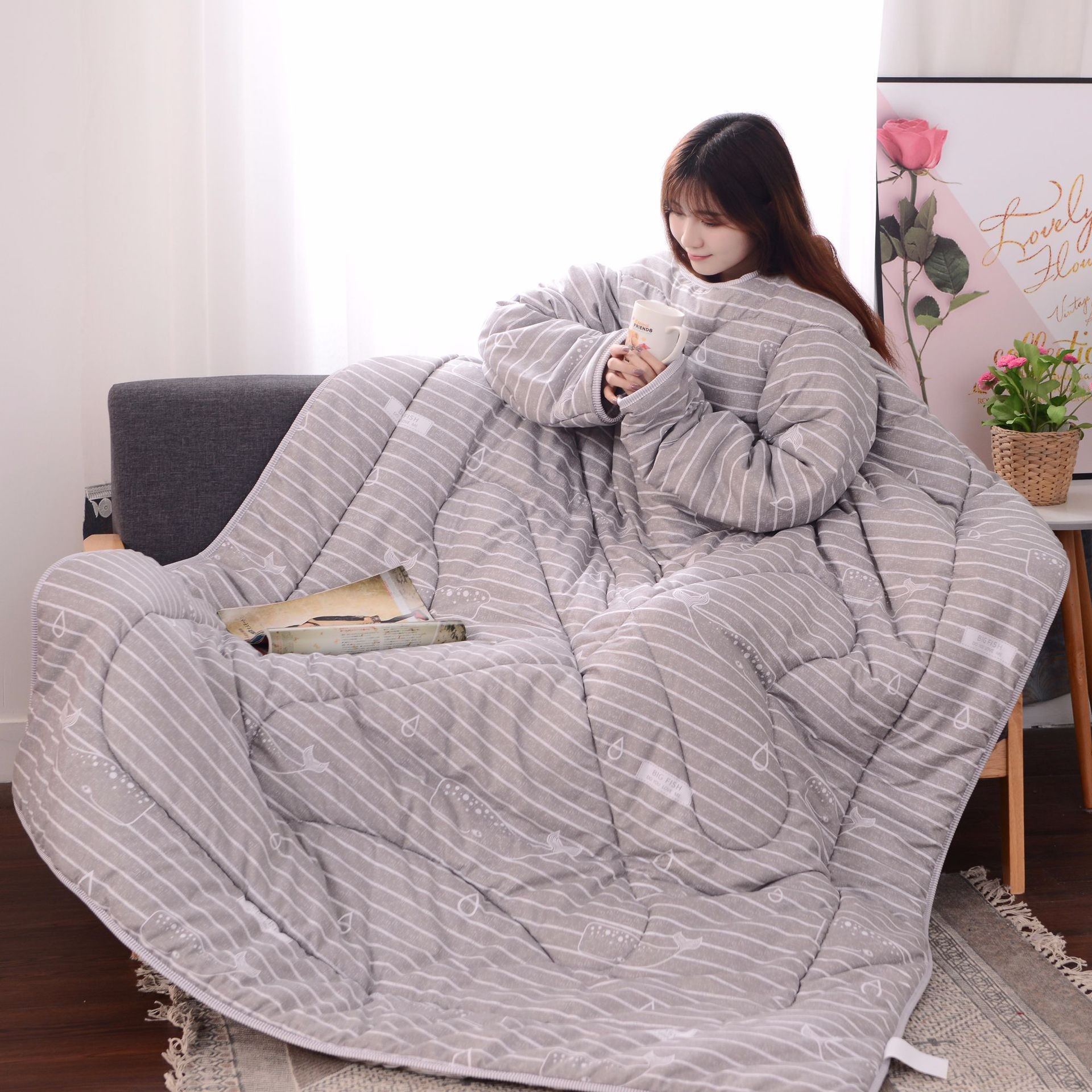 Comforter With Sleeves