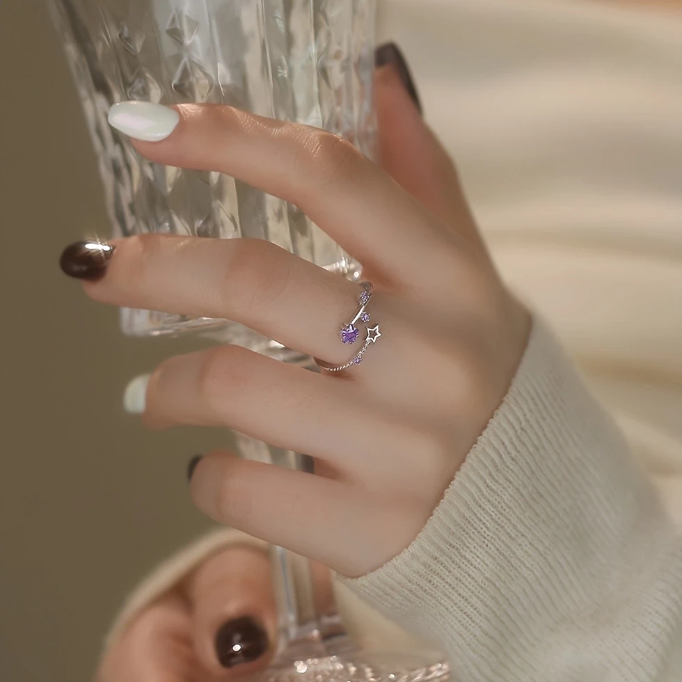 Elegant Adjustable Star Ring for Women Silvery-Tone Copper Alloy with Purple Synthetic Zirconia