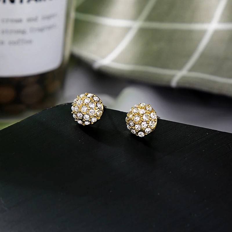 Jewelry Set Short Pendant Necklace & Stud Earrings for Women