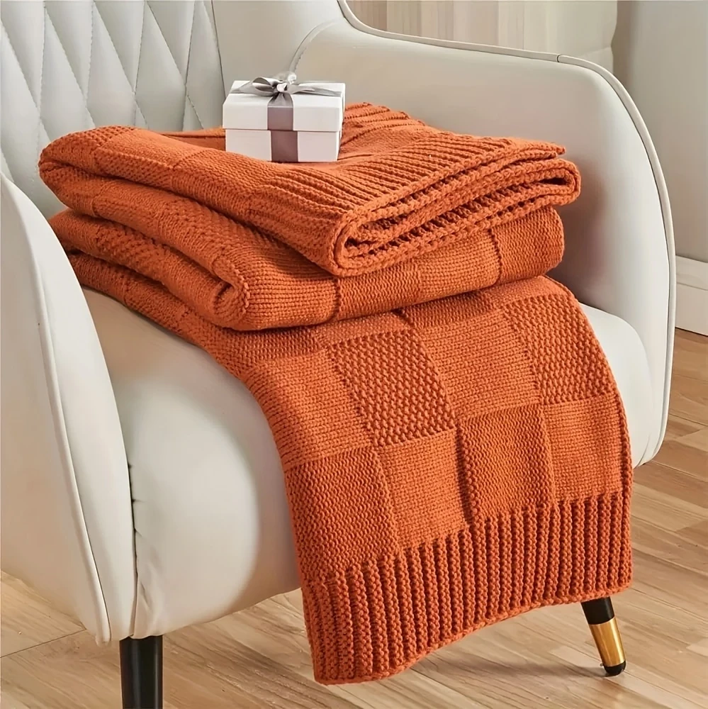 Cosy Scandinavian Blanket