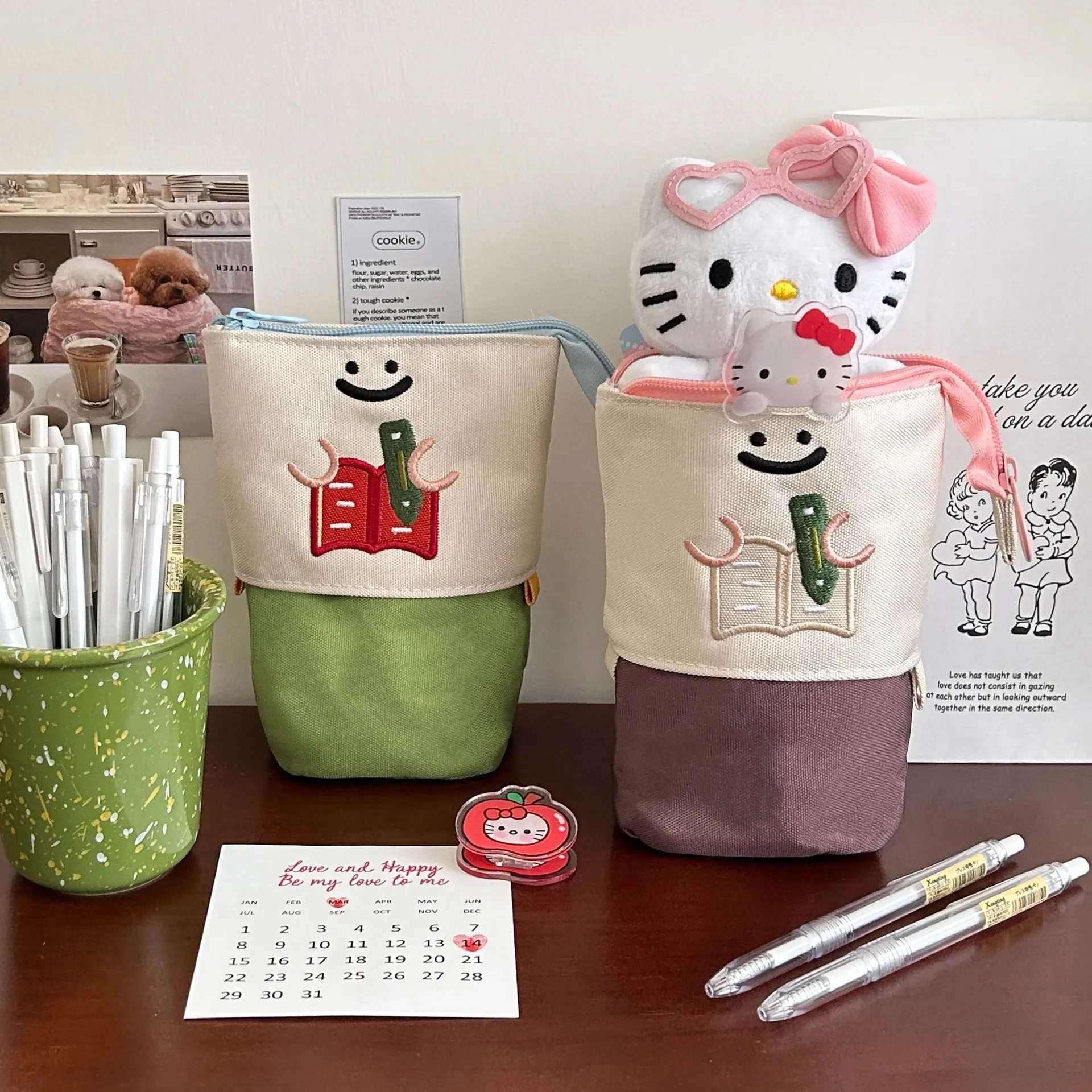 Cartoon Large Capacity Storage Collapsible Pencil Case